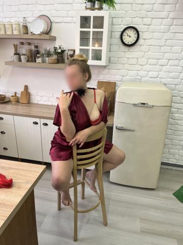 Проститутка Амелия